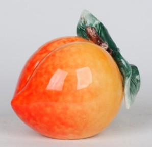 DOLOMITE PEACH  FIGURINE 4.25"H